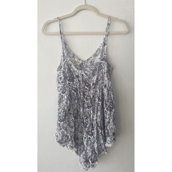 Flower Child Romper - Picture 4 of 5